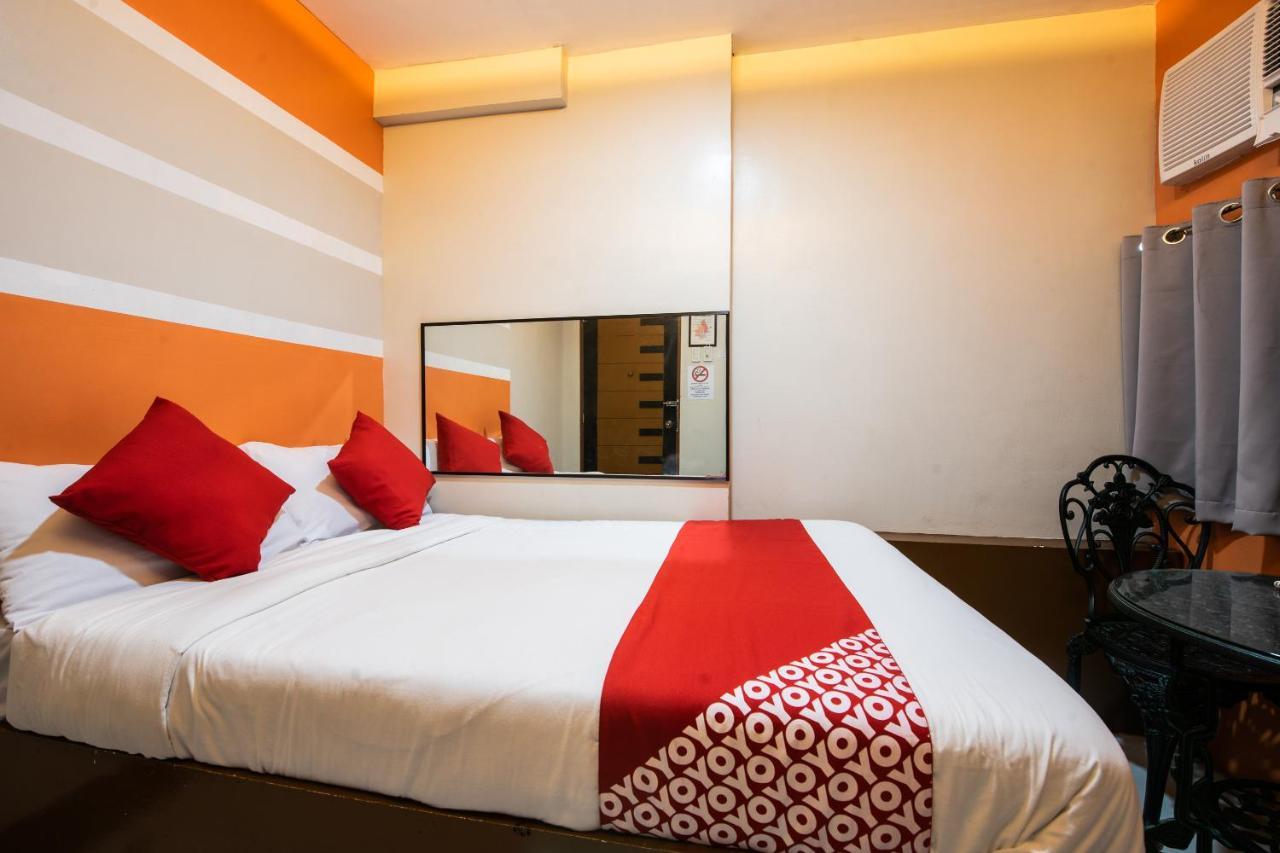 Oyo 475 Pearl Blossom Hotel Манила Экстерьер фото