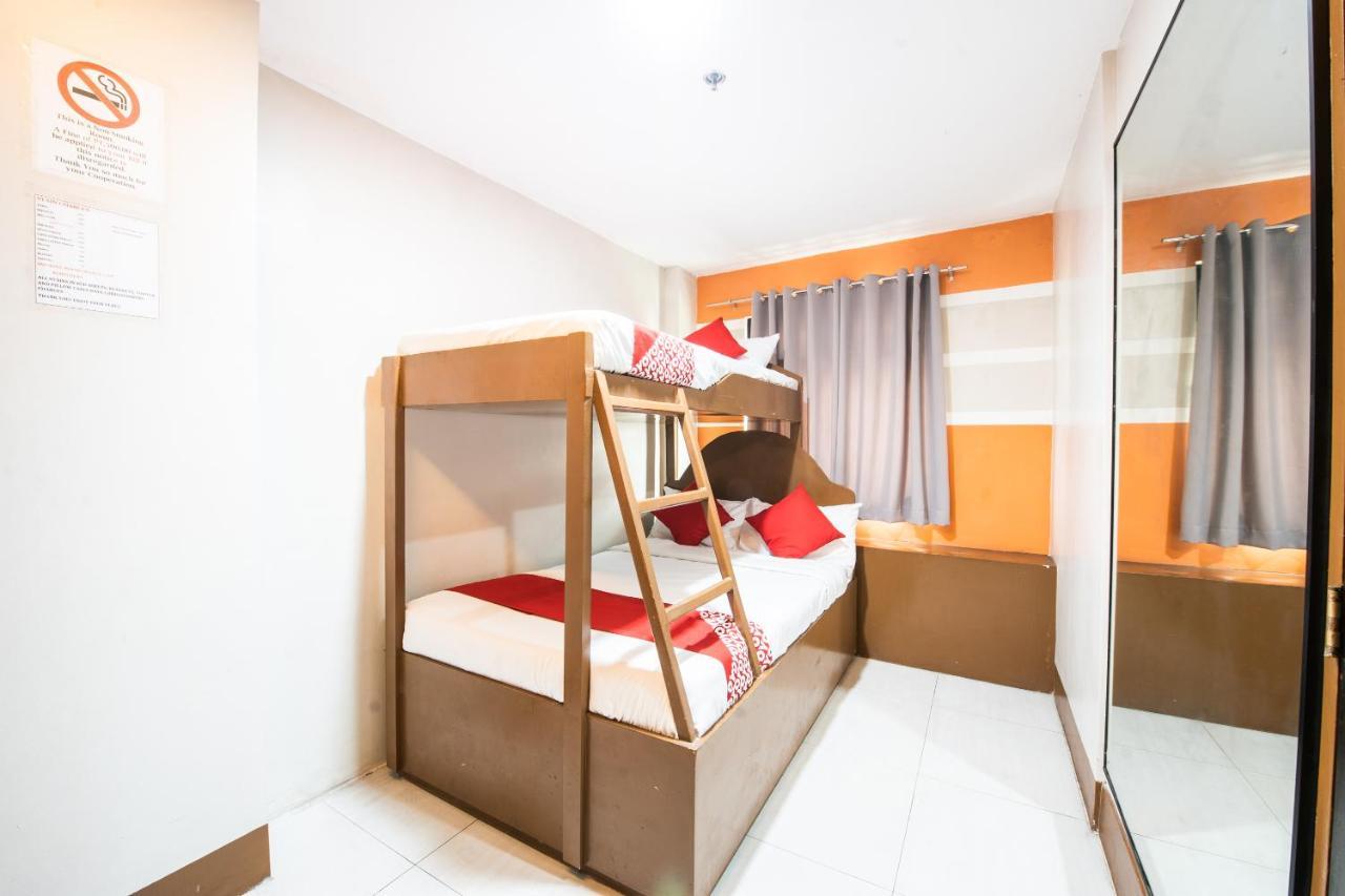 Oyo 475 Pearl Blossom Hotel Манила Экстерьер фото
